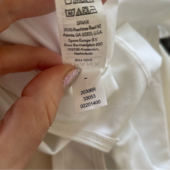 Spanx Suit Yourself Long Sleeve Turtleneck White Thong Bodysuit 20306R NWT Sz S - Picture 12 of 12